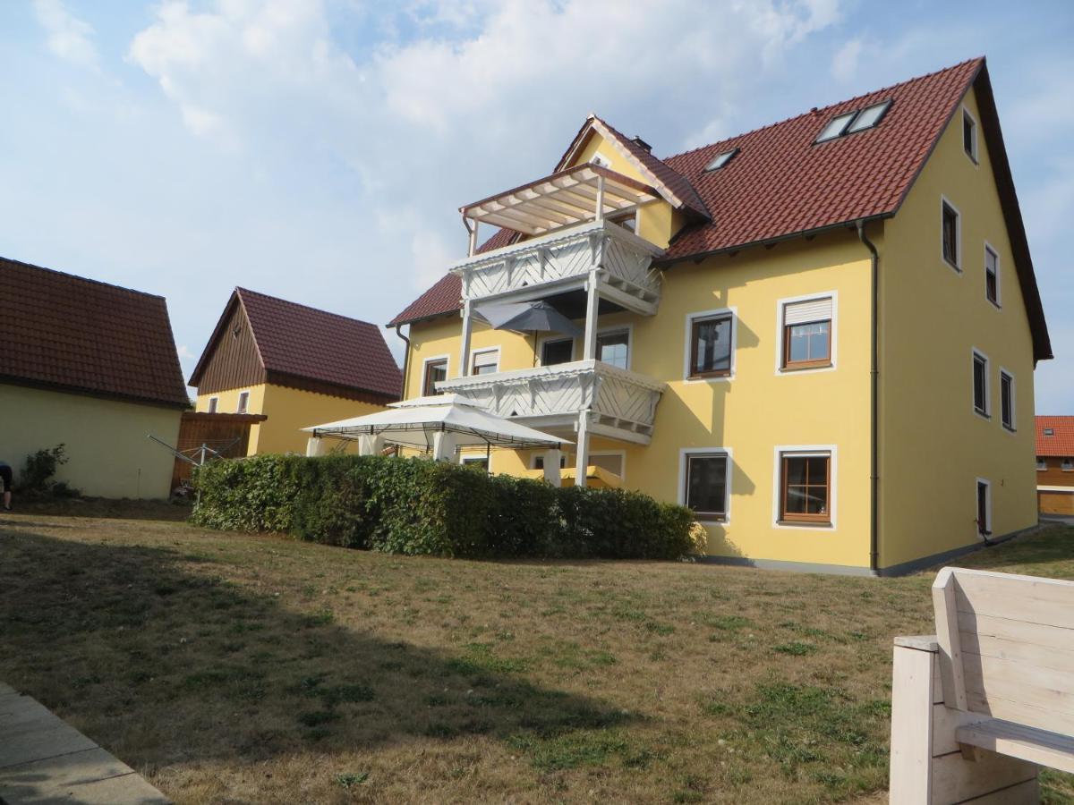 Pension-Gaestehaus Kueblboeck Нойальбенройт Экстерьер фото
