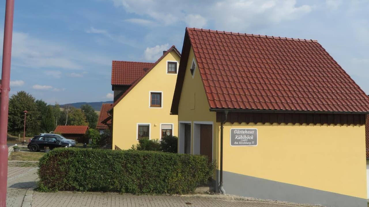 Pension-Gaestehaus Kueblboeck Нойальбенройт Экстерьер фото