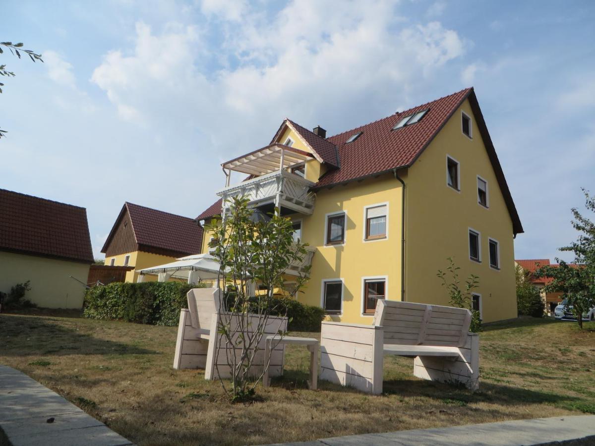 Pension-Gaestehaus Kueblboeck Нойальбенройт Экстерьер фото